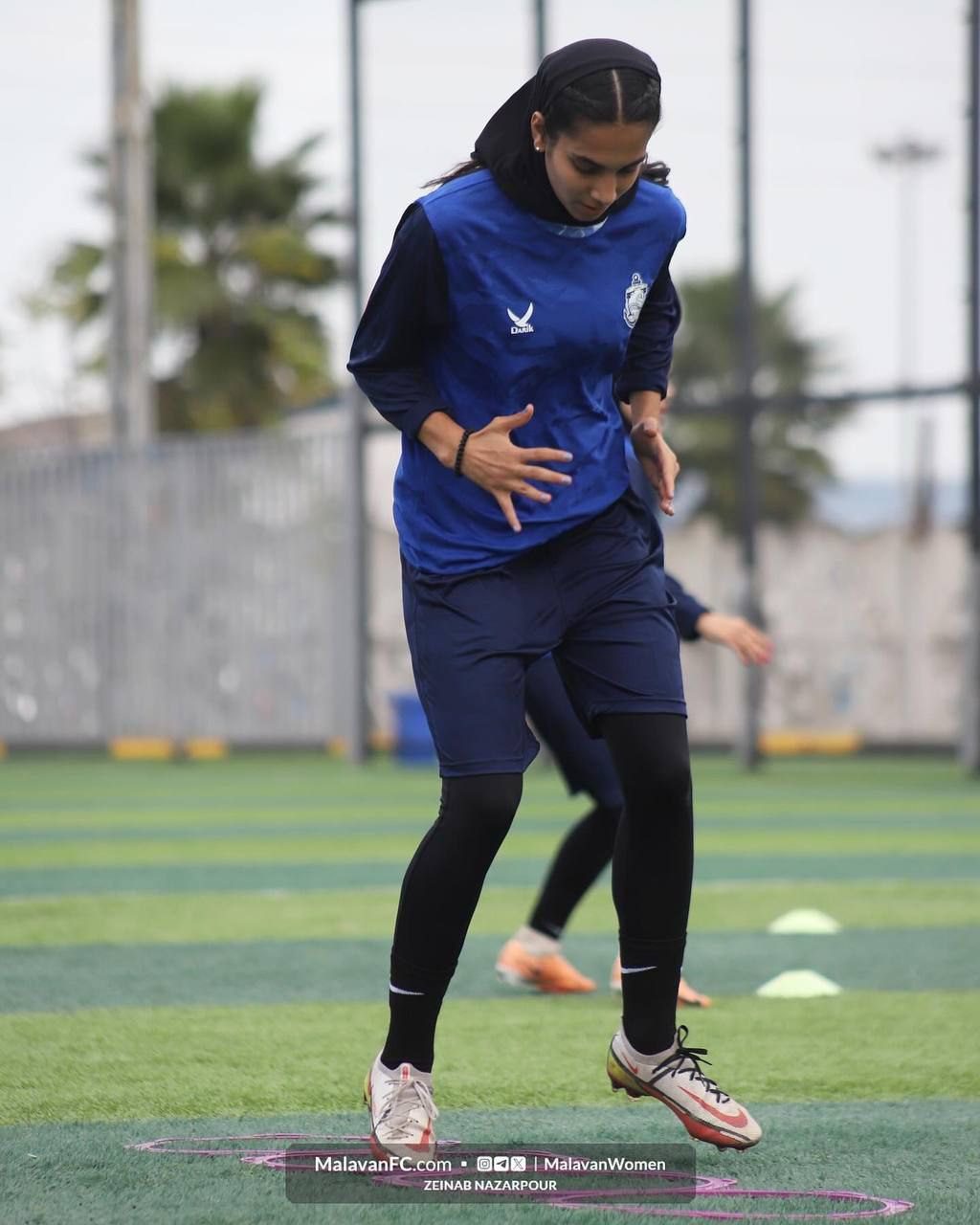 گالری عکس تمرین تیم بانوان ملوان
