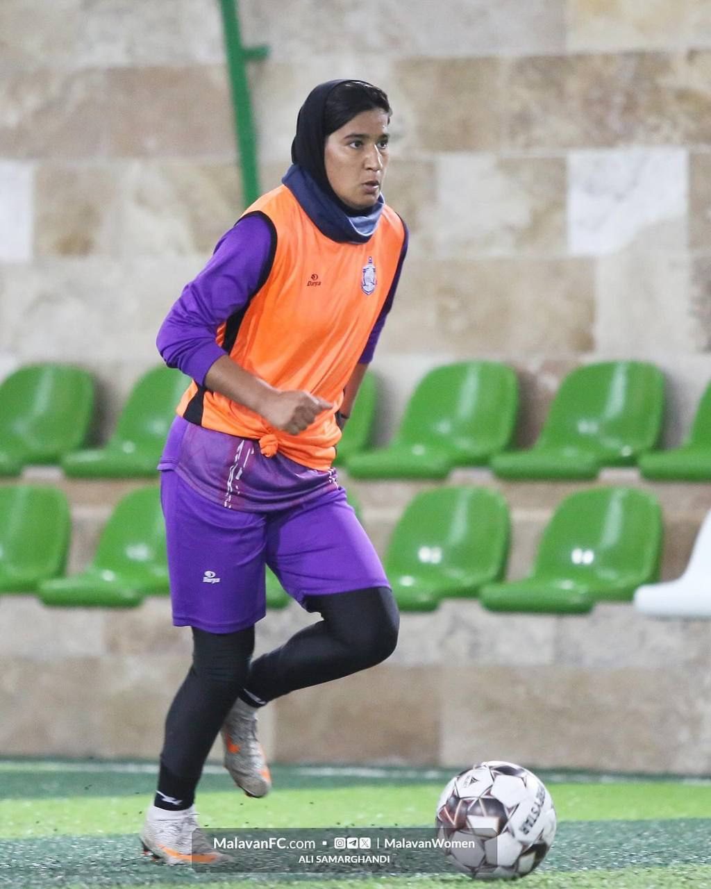 گالری عکس تمرین تیم بانوان ملوان