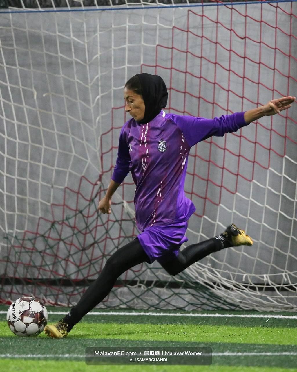 گالری عکس تمرین تیم بانوان ملوان