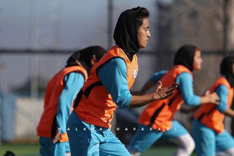 گالری عکس تمرین تیم بانوان ملوان دوشنبه ۱۳ آذر