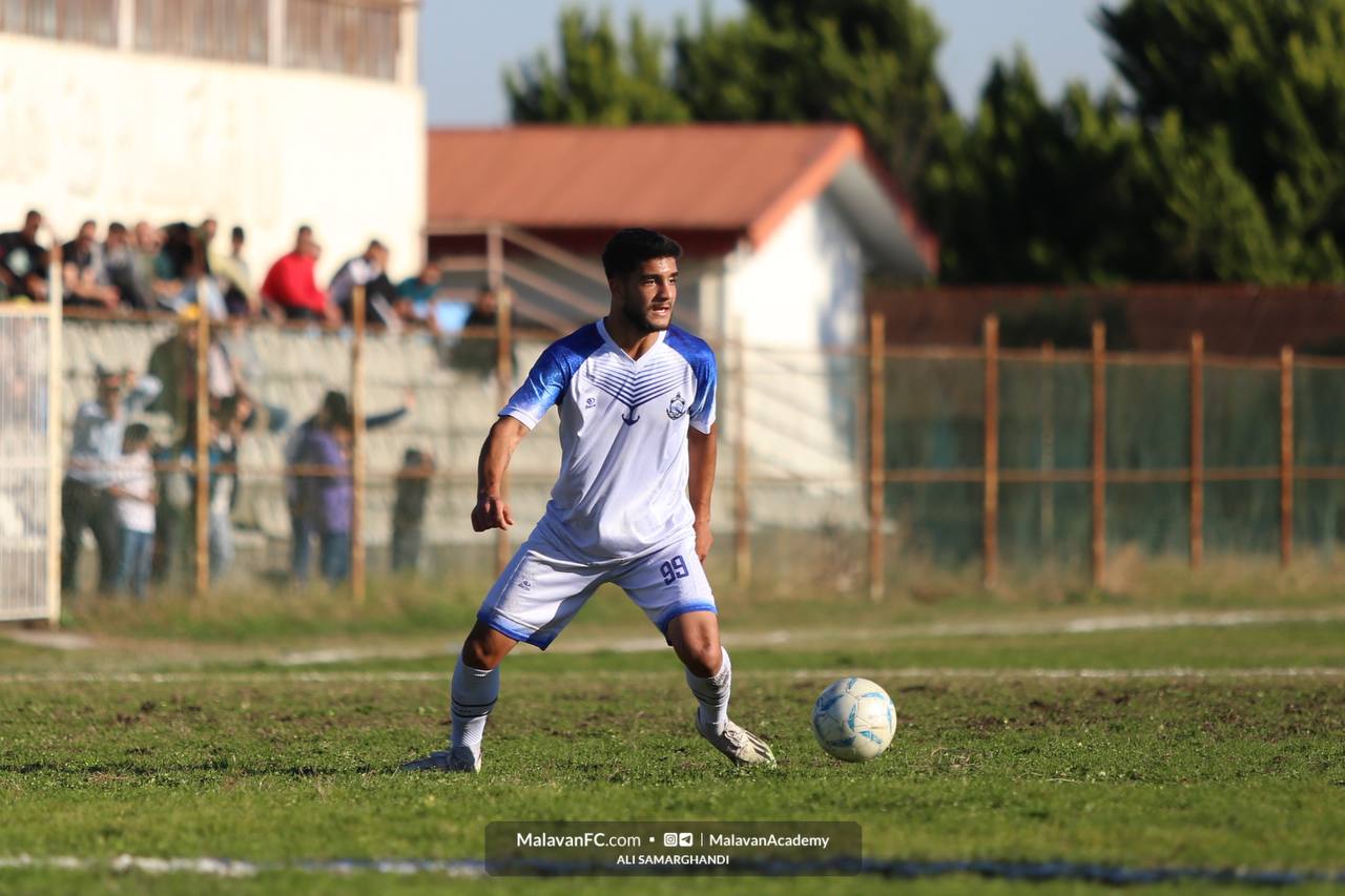 گالری عکس دیدار امید ملوان بندرانزلی و تراکتور تبریز