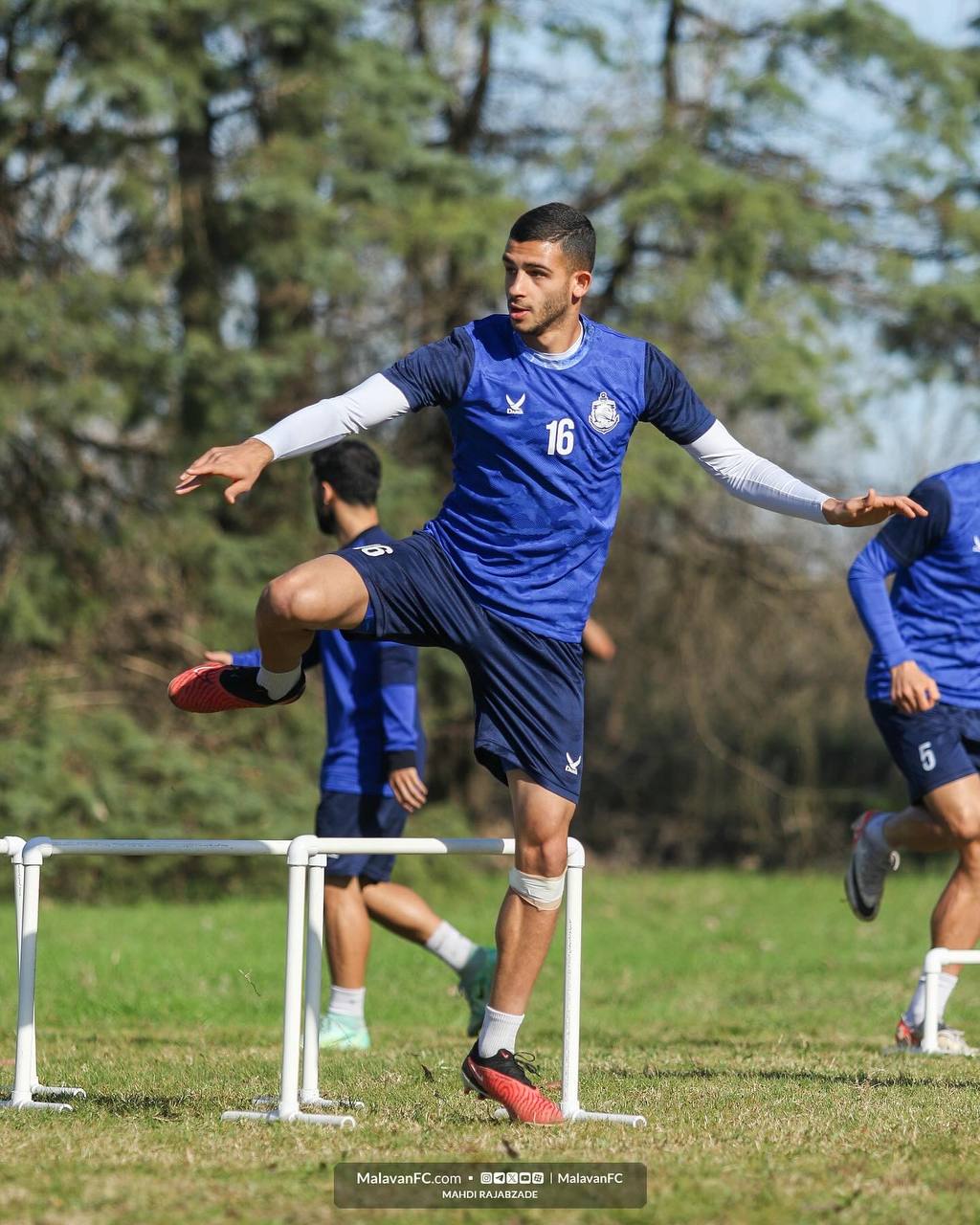 گالری عکس تمرین ملوان سه‌شنبه ۵ دی