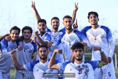 گالری عکس دیدار امید ملوان بندرانزلی و عقاب مهر تبریز