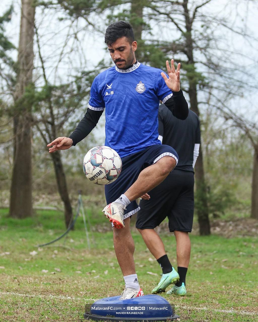 گالری عکس تمرین ملوان چهارشنبه ۱۵ آذر