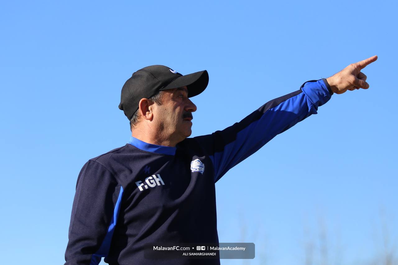 گالری عکس دیدار امید ملوان بندرانزلی و تراکتور تبریز