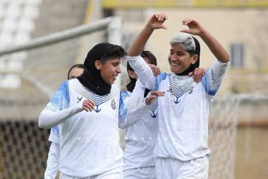 آتش بازی بانوان ملوان در برابر نماینده البرز