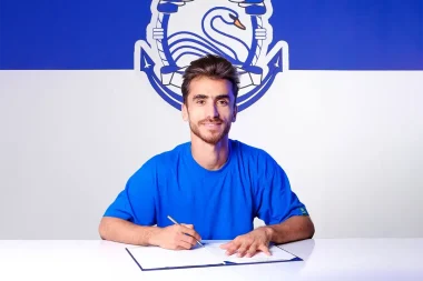 سجاد بازگیر به ملوان پیوست