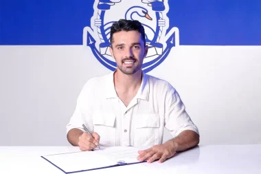 امید نورافکن هافبک جدید ملوان