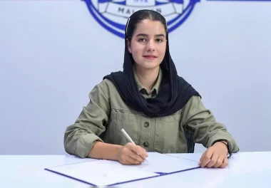 تانیا جهانشاهی به ملوان پیوست